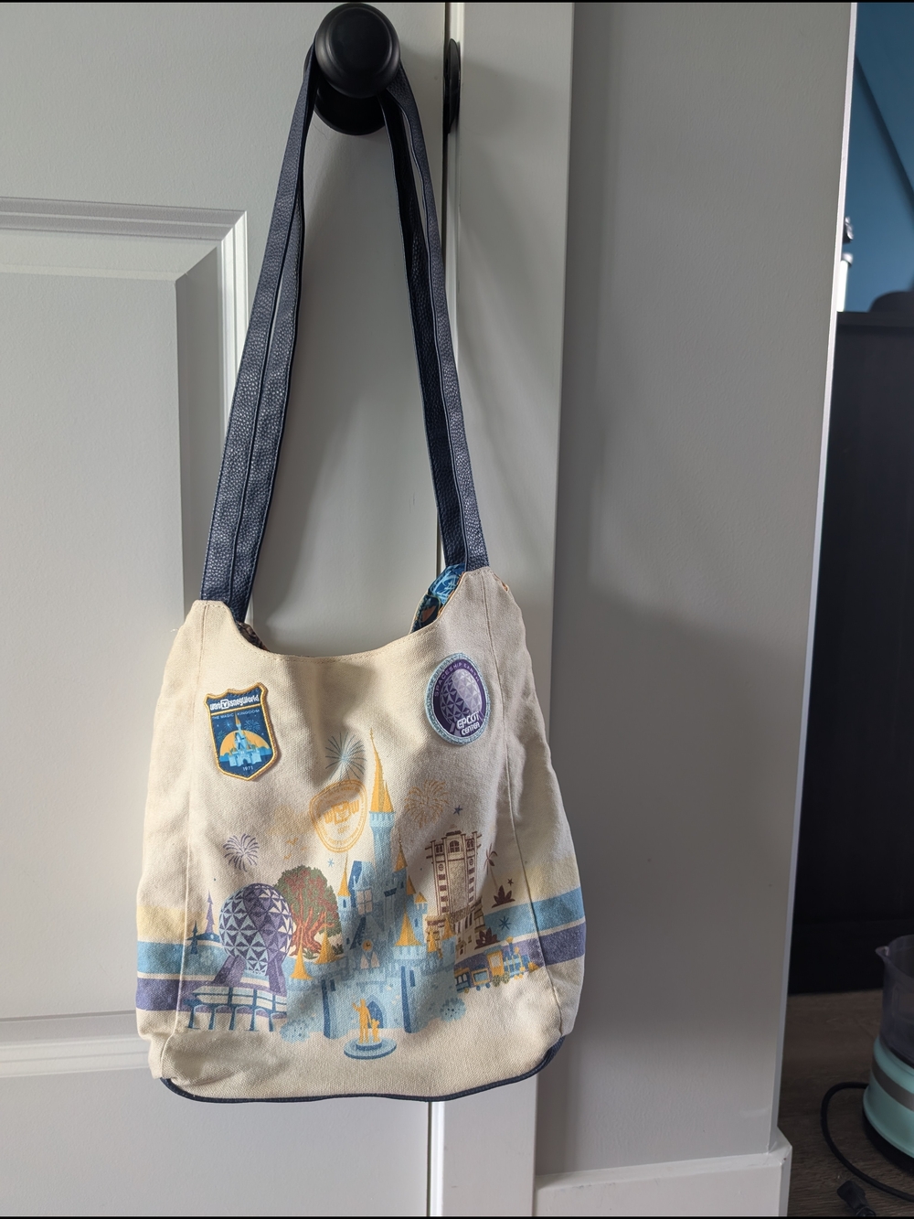 Disney Canvas Theme Park Print Shoulder Bag in Cream and Navy
